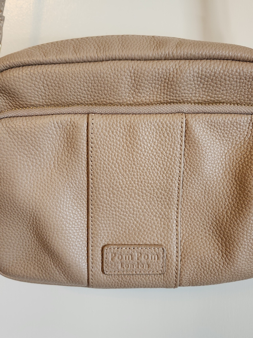 Pom Pom London City Crossbody Bag Taupe Genuine Leather With Heart Charm